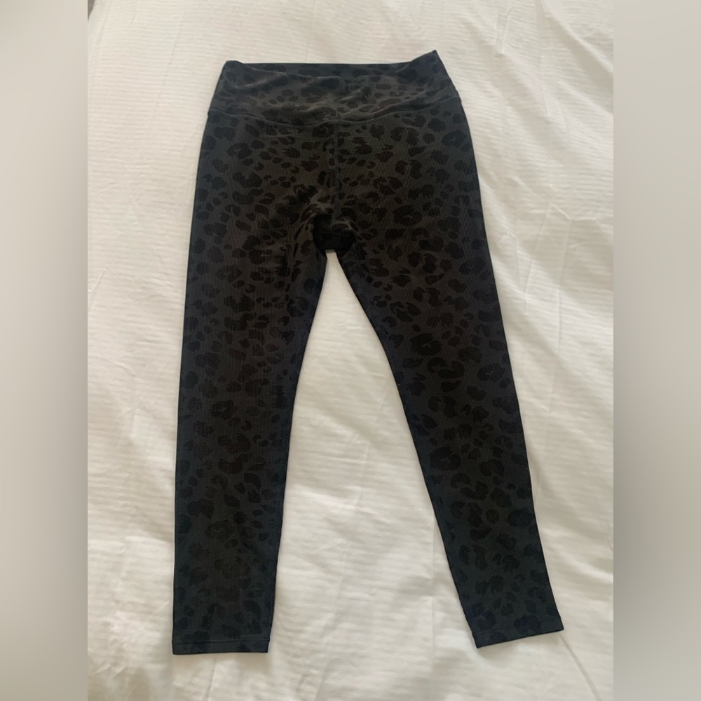 New black and gray Animal print leggings